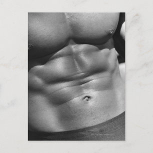 Definierter Bauch des Bodybuilders Postkarte