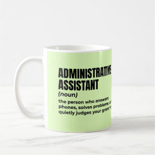 Definition eines intelligenten Verwaltungsassisten Kaffeetasse