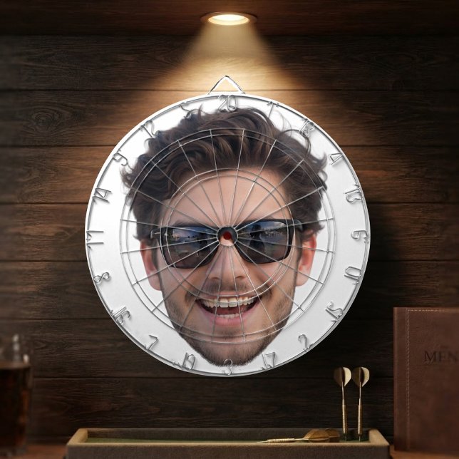 Dein Gesicht hier  Dartscheibe (Von Creator hochgeladen)