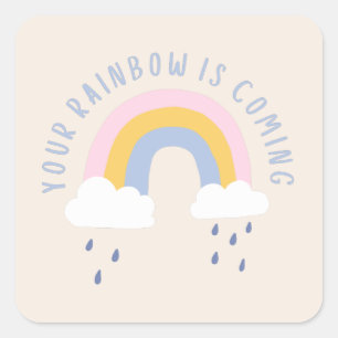 Dein Regenbogen kommt als Geschenktasche Quadratischer Aufkleber
