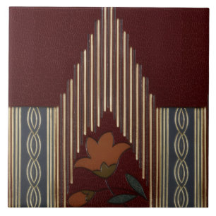 Deko-Muster mit Blüten und Spire Fliese