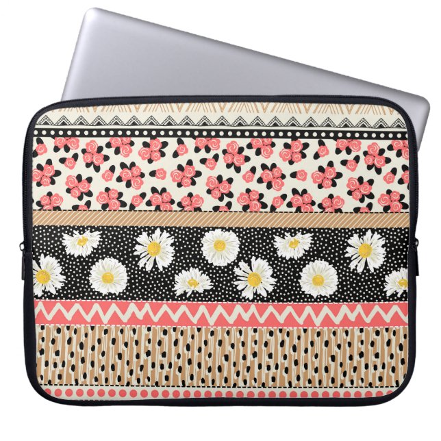 Dekorative Blumen: Patchwork-Kachel-Muster Laptopschutzhülle (Vorderseite)