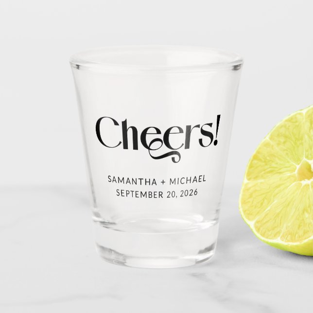 Dekorative Serif-Hochzeits-Cheers Schnapsglas (Vorderseite)