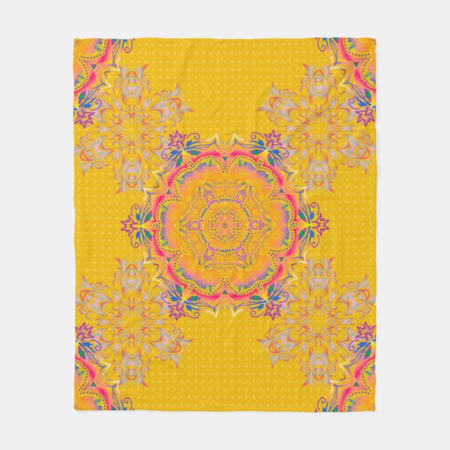 Dekorative Symmetrie Arabesque. Beige, rosa und ge Fleecedecke (Vorderseite)