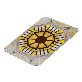 Dekorierte Decke am Bahnhof Tokio Magnet