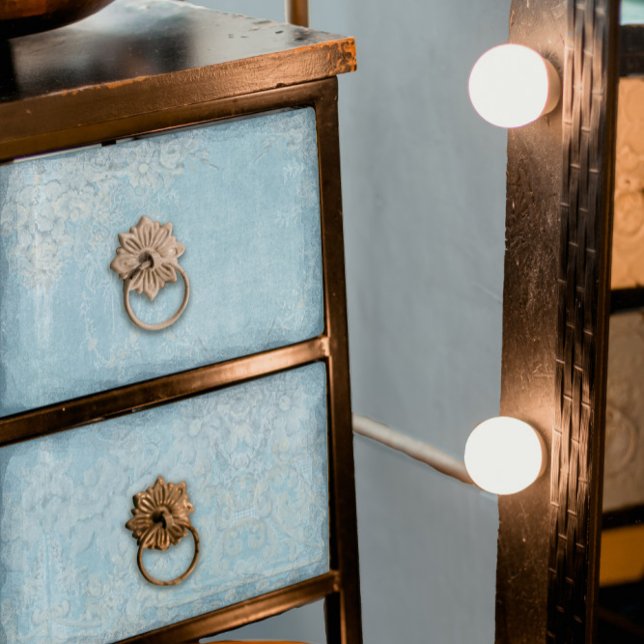 Dekoupage des französischen eleganten Vintagen Hin Seidenpapier (Von Creator hochgeladen)