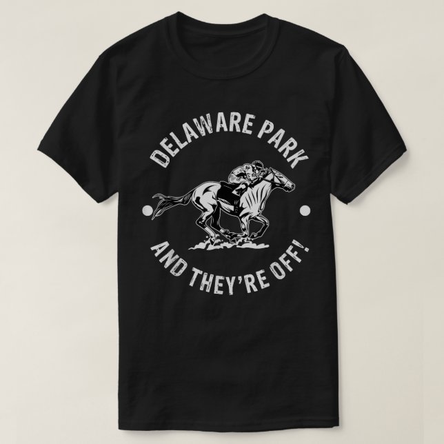 Delaware Park Racetrack Racing Fan Equestria T-Shirt (Design vorne)