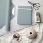 Delft Blue Solid Color Geschenkpapier<br><div class="desc">Vollfarbiges Papier in einer großen Farbvielfalt für alle Ihre Hochzeitsgeschenke und Duschgeschenke. Die Farben für 2025 sind dunkel und fett, und das ist es, was Sie in meinen neuesten Designs mit Farbnamen von verschiedenen Designfirmen finden werden.</div>