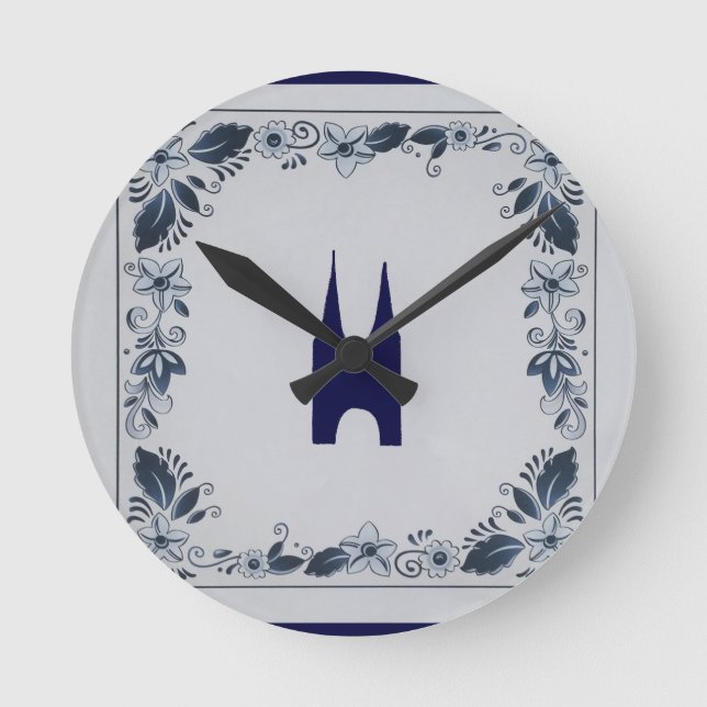 Delft Blue Ziegelstein Osttor in Delft Runde Wanduhr (Vorderseite)