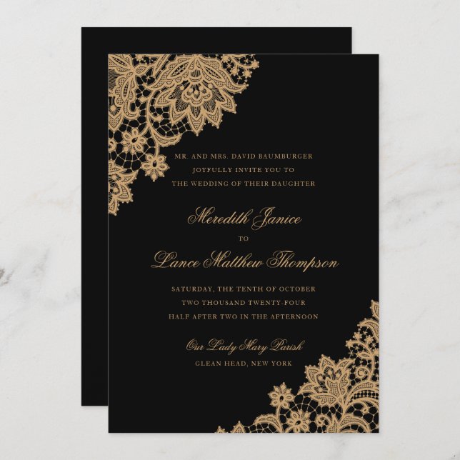 Delicate Lace Corner Black and Gold Script Wedding Einladung (Vorne/Hinten)