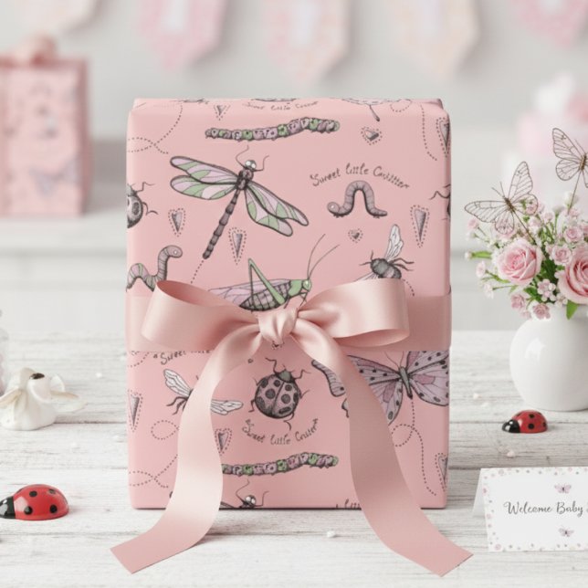 Delicate Sweet Little Critter Feminine Rosa Geschenkpapier (Cute Girly Pink Insect Wrapping Paper for Girl Baby Shower, Bug Birthday Party & 1st Bday for Kids)
