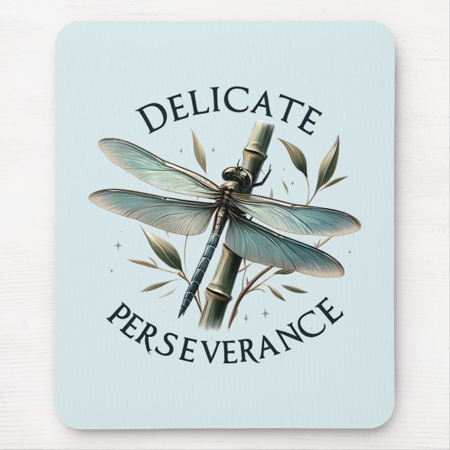 Delikate Ausdauer - Künstlerische Libelle Mousepad (Vorne)