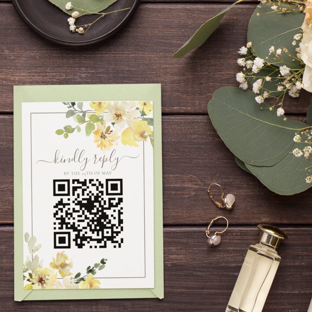 Delikate gelbe Blumenpracht QR Code Sommerhochzeit RSVP Karte (Von Creator hochgeladen)