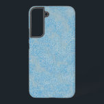 Delikate hellblaue Blütentextur Samsung Galaxy Hülle<br><div class="desc">Dieses Handy zeigt ein exquisites und zutiefst faszinierendes Blumenmuster, das komplett in Blautönen dargestellt ist. Das Design nutzt eine beruhigende hellblaue Basis, auf der die geschichtete feine Linienkunst und winzige weiße Blütencluster einen dichten, texturalen Effekt erzeugen. Der Gesamteindruck besteht aus Bewegung und Tiefe, erinnert an Blume, die sanft unter Wasser...</div>