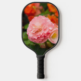 Delikate rosa Blume nach Regen Pickleball Schläger