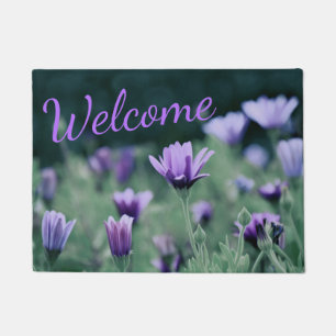 Delikate violette Blumen Fußmatte