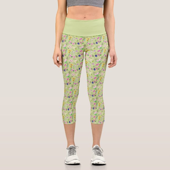 Delikate Wildblume in Aquarellfarbe auf grün Capri Leggings (Vorderseite)
