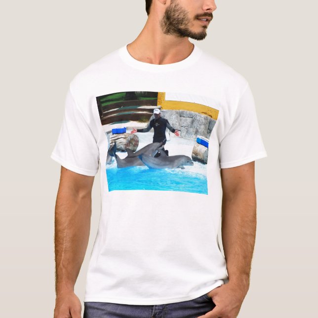 Delphine begrüßen den Trainer T-Shirt (Vorderseite)