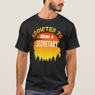 Dem Generalsekretär angenommener Minister T-Shirt