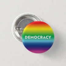 Demokratie Weißer Text Regenbogengradienten Stolz