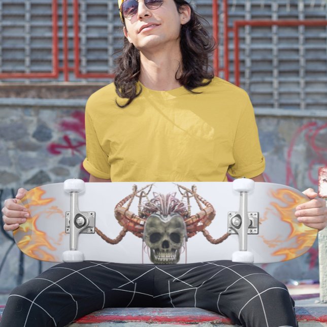 Demon Skull Helmet Hornes Skateboard (Créateur téléchargé)