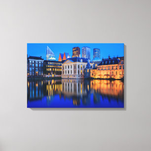 Den Haag Skyline am blauen Stunden-Leinwanddruck Leinwanddruck