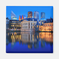 Den Haager Skyline-Magneten zum Foto der blauen St