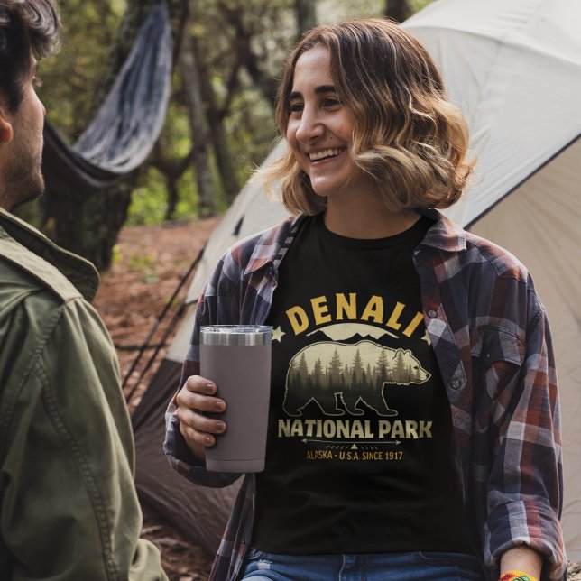 Denali National Park Alaska Forest Landscape Tri-Blend Shirt (Von Creator hochgeladen)