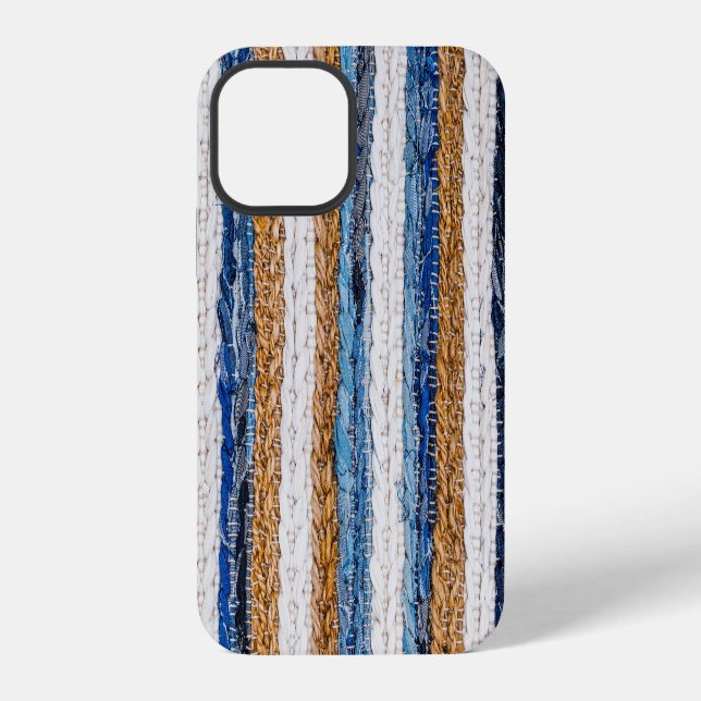 Denim-Patchwork: Teppich aus recycelten Jeans. iPhone 12 Hülle (Rückseite)