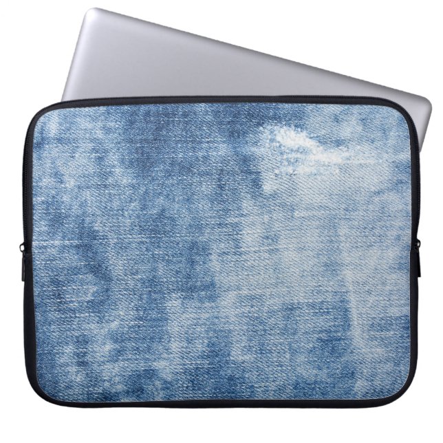 Denim Texture: Rugged Holes. Laptopschutzhülle (Vorderseite)