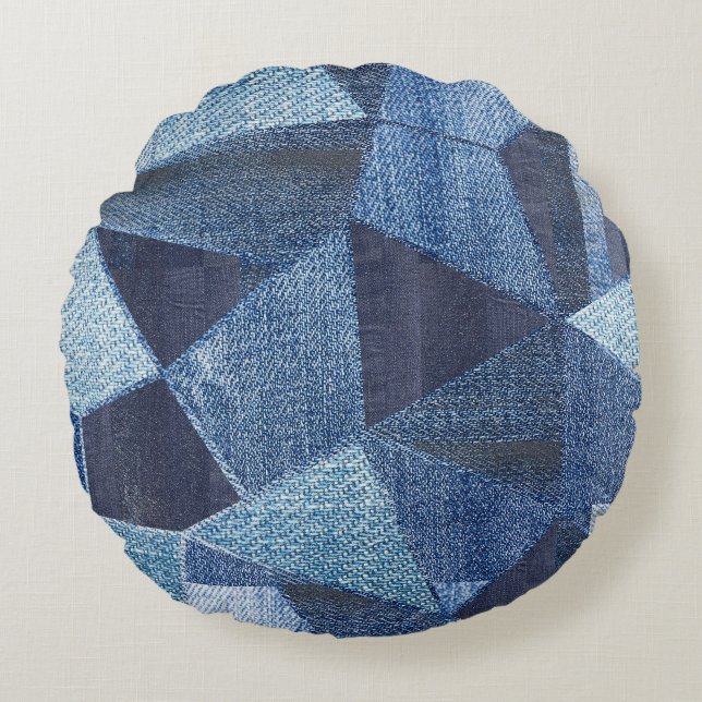 Denim Urban: Distressed Striped Patchwork. Rundes Kissen (Vorderseite)