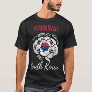 Denk im Mai zufällig an Südkorea Südkoreanisch T-Shirt