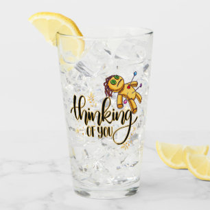 Denken Sie an Ihr Funny Halloween Voodoo Doll Glas