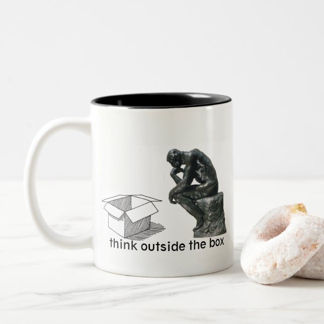 Denken Sie nach außen - eine MisterP-Tasse Zweifarbige Tasse (Mit Donut)