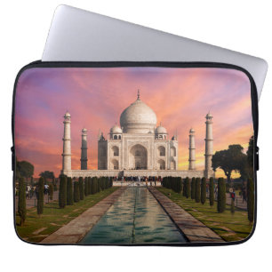 Denkmäler   Farbige Sicht auf den Taj Mahal Laptopschutzhülle