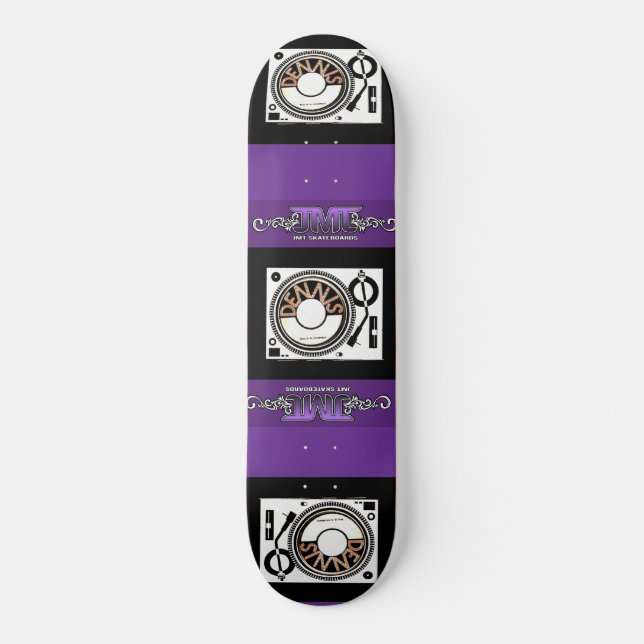 DENNIS. Skateboard (Vorderseite)