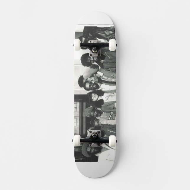 DENNIS THOMPSON SKATEBOARD (EINE LIEBE) (Vorderseite)