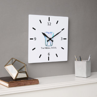 Dental Office Grand Opening Personalized Gift  Quadratische Wanduhr