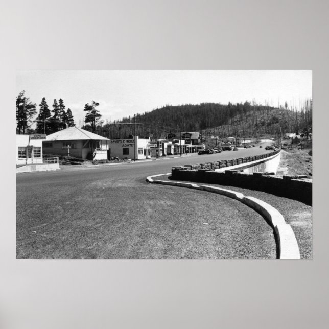 Depoe Bay, Oregon Town View am Seeufer Poster (Vorne)