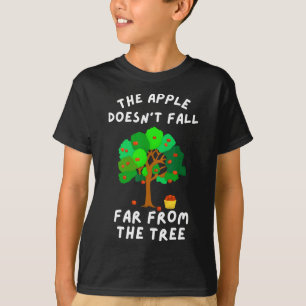 Der Apfel fällt nicht weit von der Baumfreunreihe  T-Shirt