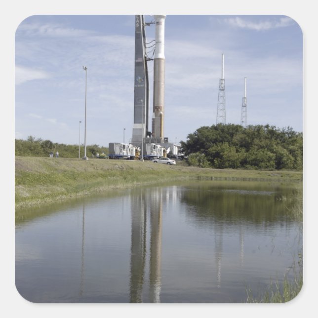 Der Atlas V/Centaur kommt auf der Startcompl an Quadratischer Aufkleber (Vorderseite)