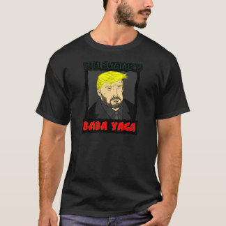 Der Baba-Yaga-T - Shirt im Sumpf
