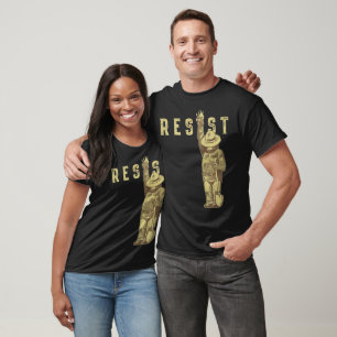 Der Bär trotzen T-Shirt
