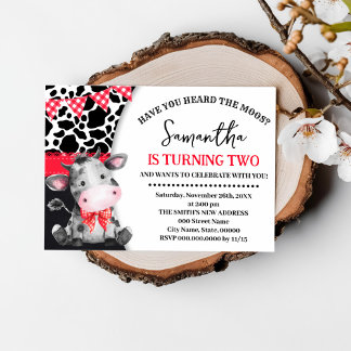 Der Bauernhof hat den 2. Geburtstag der Moos-Kuh R Einladung