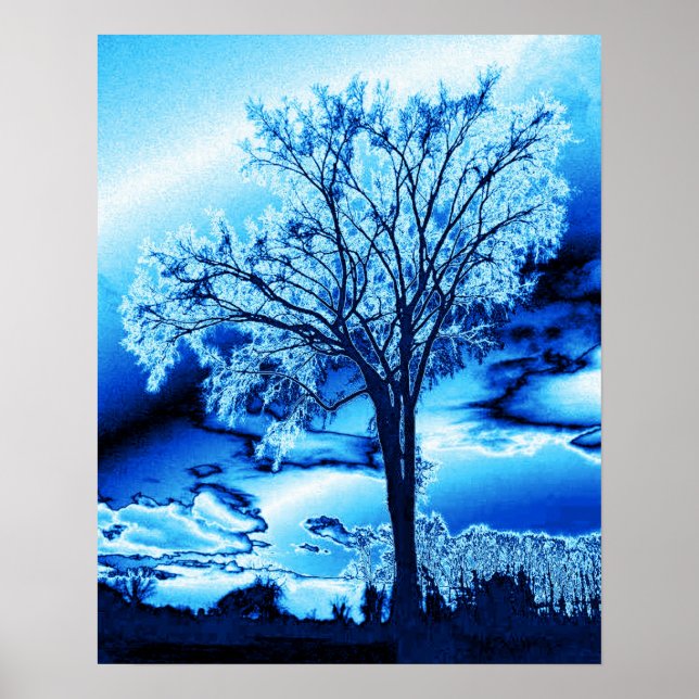 Der Baum im Eisblauen Poster (Vorne)