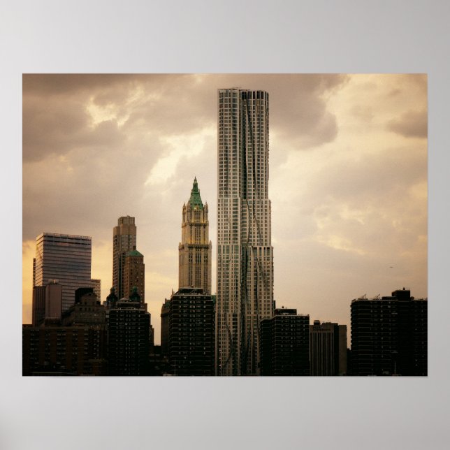 Der Beekman Tower und das Woolworth Gebäude, Mitte Poster (Vorne)