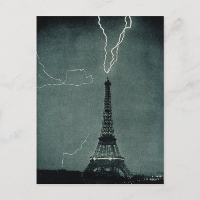 Der Blitz trifft auf den Eiffelturm Postkarte (Vorderseite)