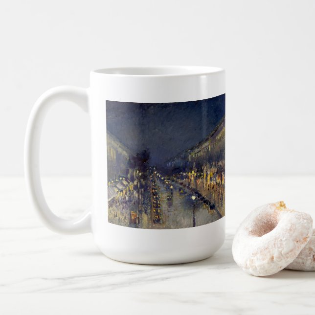 Der Boulevard Montmartre am Abend in Pissarro Kaffeetasse (Mit Donut)