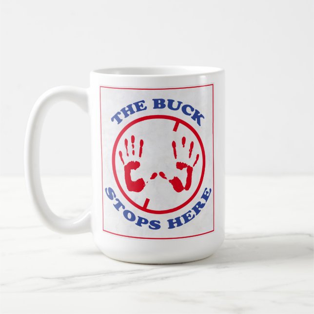 Der Buckel hält hier an Kaffeetasse (Links)