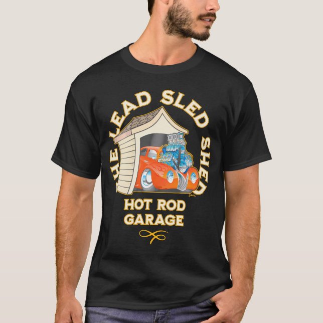 Der Cartoon der Garage des Lead Sled Shed Car Fris T-Shirt (Vorderseite)